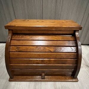 Wooden Roll-Top Bread Box